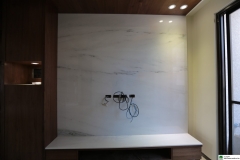 冰晶白玉 電視牆