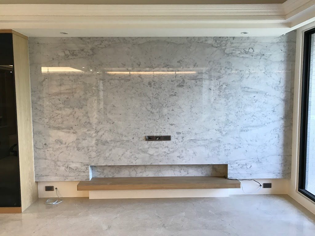 卡拉拉白電視牆