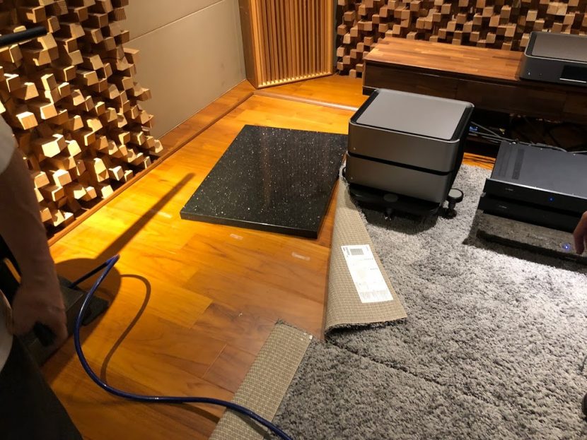 音響店 喇叭墊 黑金石